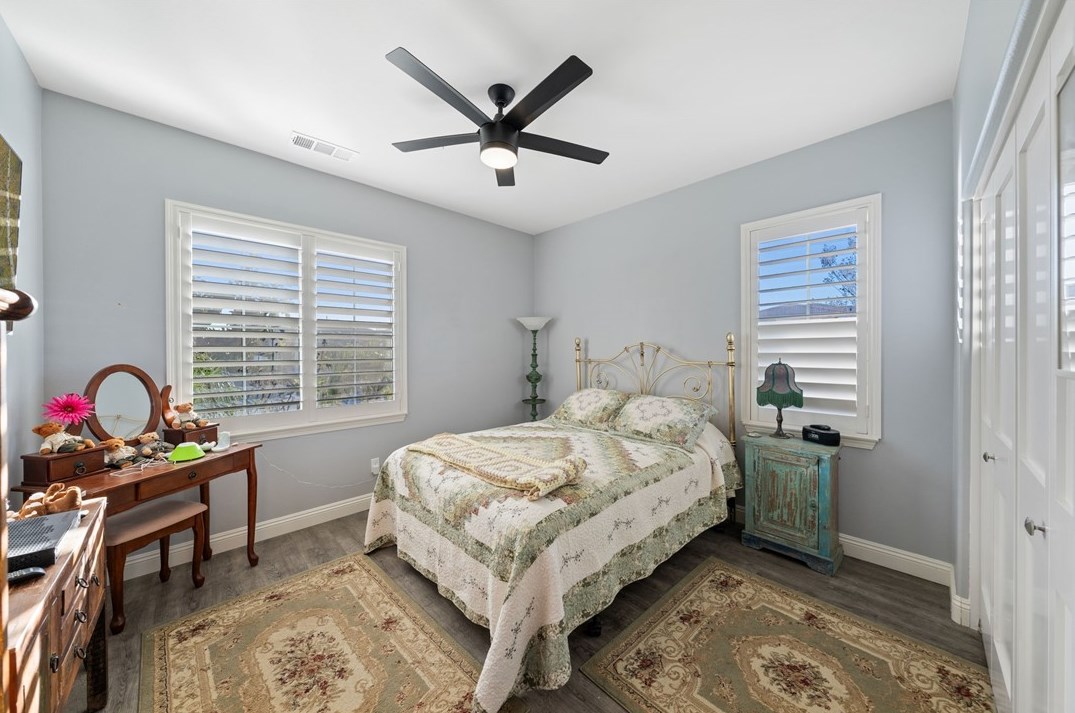 35554 Laurel Tree Ct, Winchester CA  92596-8476 exterior