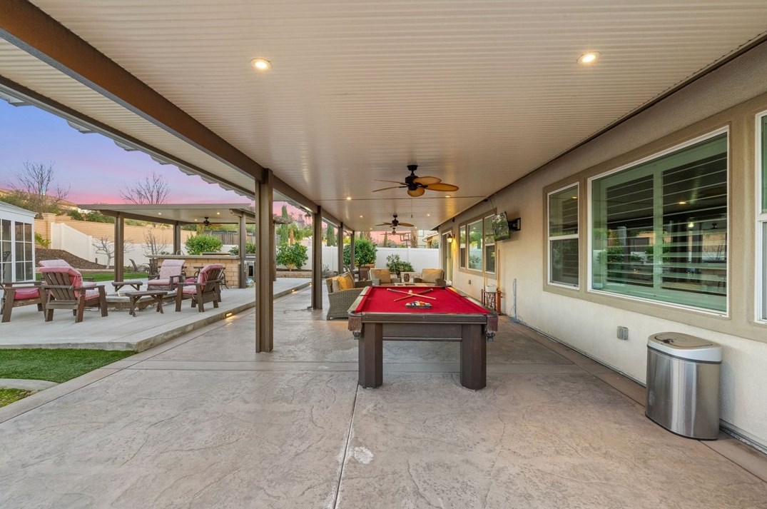 35554 Laurel Tree Ct, Winchester CA  92596-8476 exterior