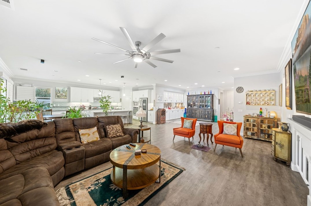 35554 Laurel Tree Ct, Winchester CA  92596-8476 exterior