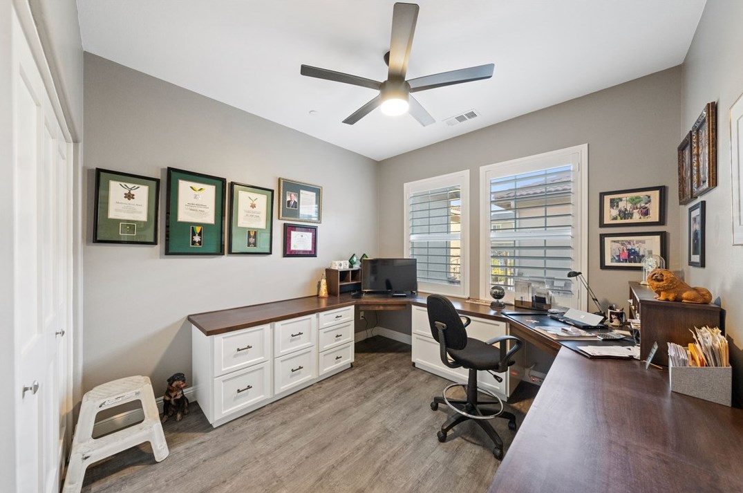 35554 Laurel Tree Ct, Winchester CA  92596-8476 exterior