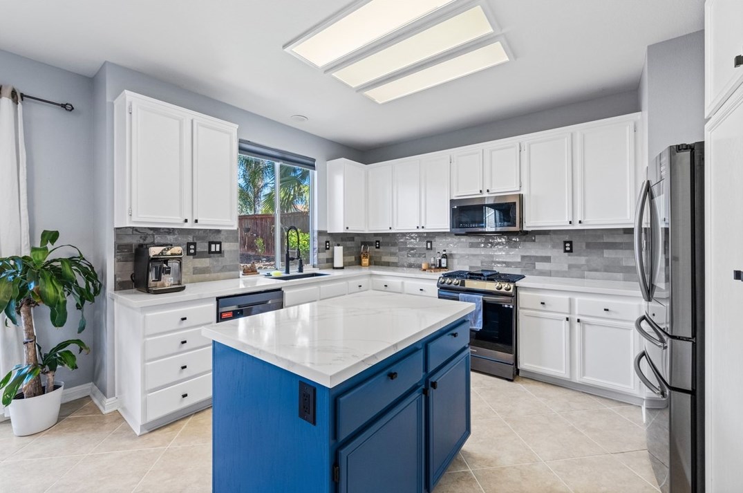 30060 Manzanita Ct, Temecula, CA 92591