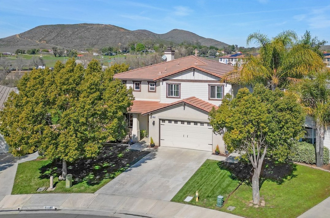 34555 Wintersweet Ln, Winchester, CA 92596-8796