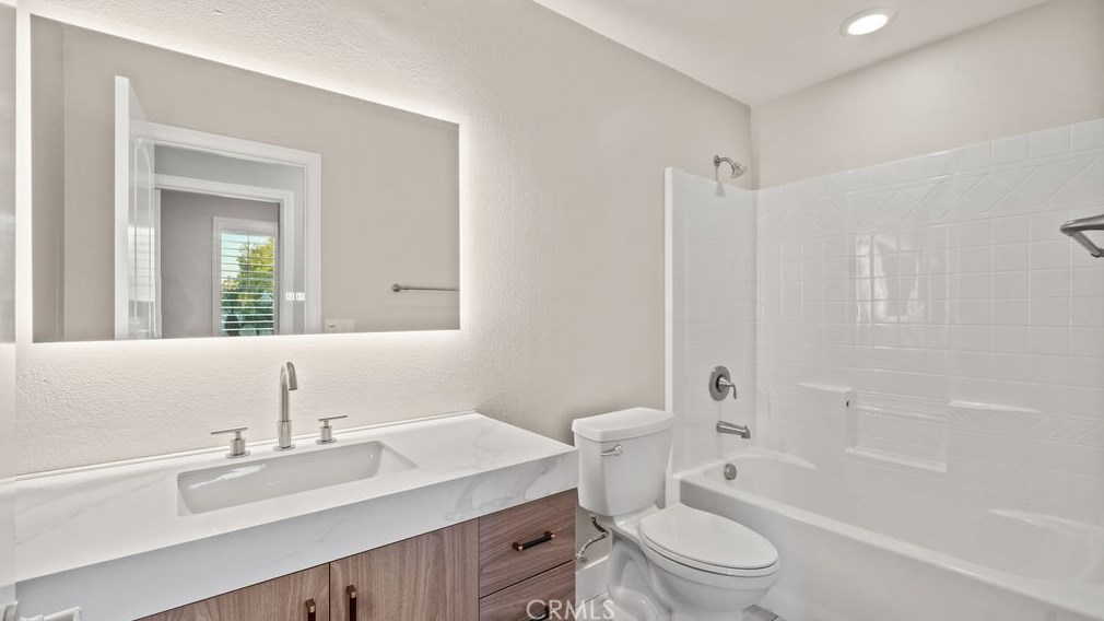 35781 Jack Rabbit Ln, Murrieta CA  92563-7931 exterior
