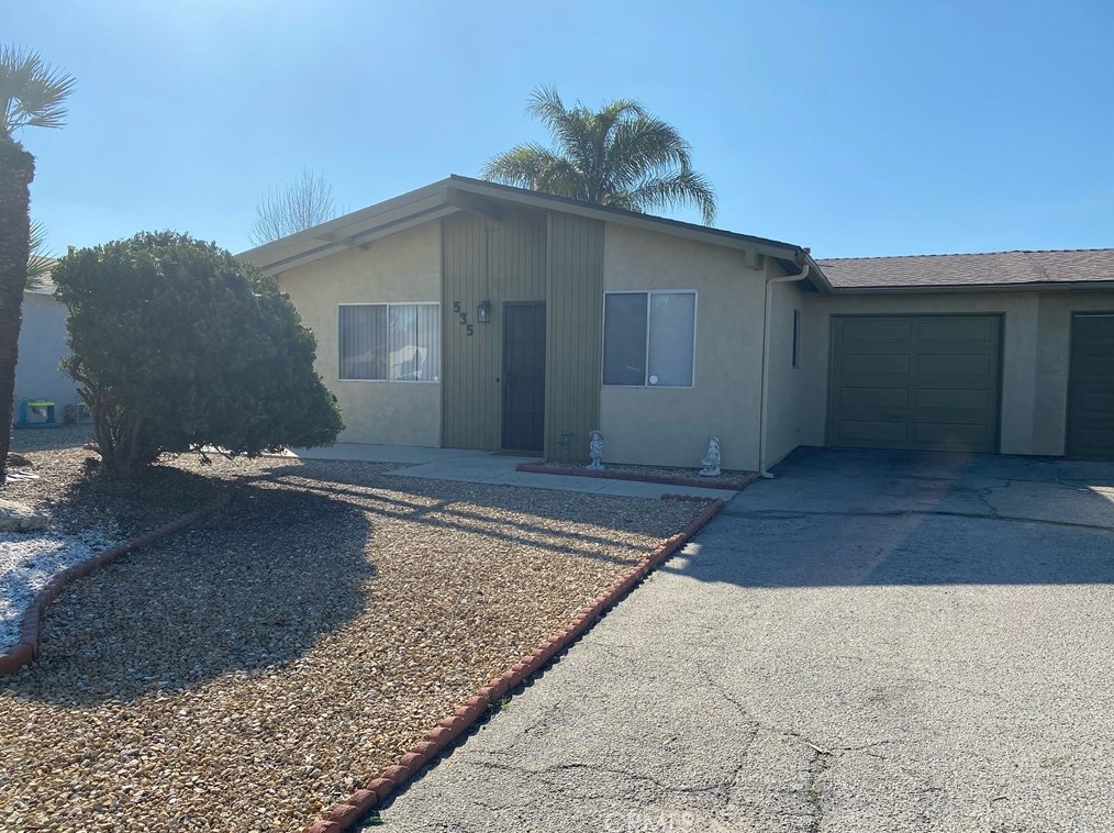535 San Marino St, Hemet, CA 92545-2443