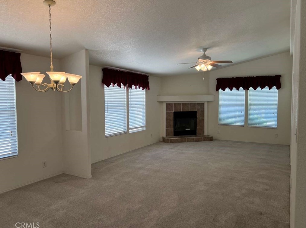 25004 Wendell Dr, Hemet, CA 92544-1978