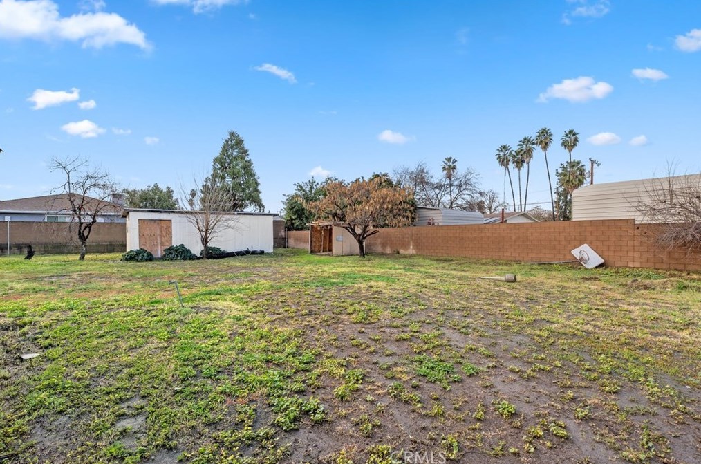 41283 Whittier Ave, Hemet CA  92544-6476 exterior