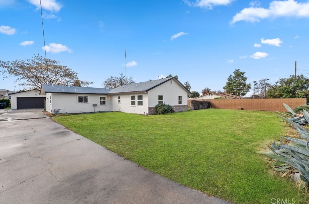 41283 Whittier Ave, Hemet CA  92544-6476 exterior