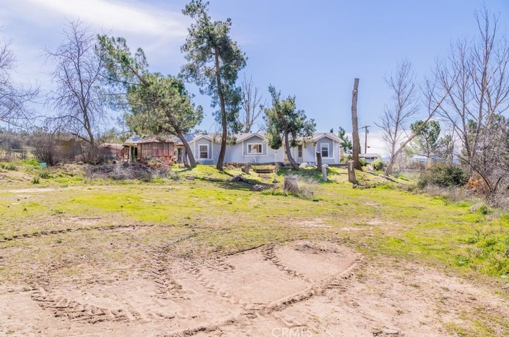 54431 Cave Rock Rd, Anza CA  92539-9150 exterior