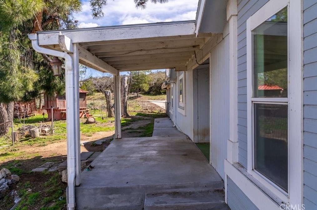 54431 Cave Rock Rd, Anza CA  92539-9150 exterior