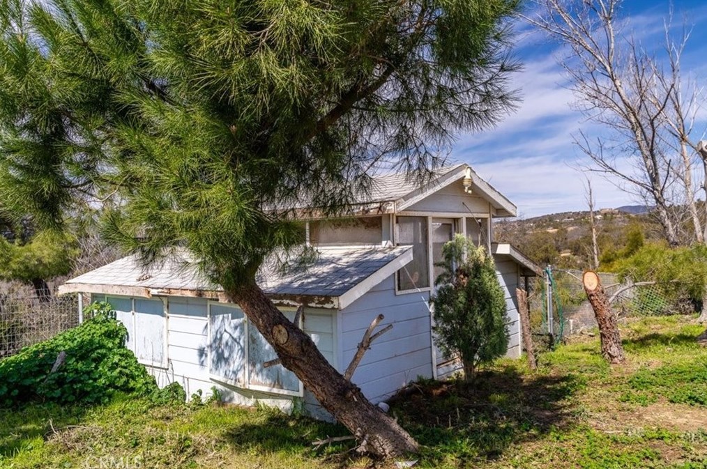 54431 Cave Rock Rd, Anza CA  92539-9150 exterior