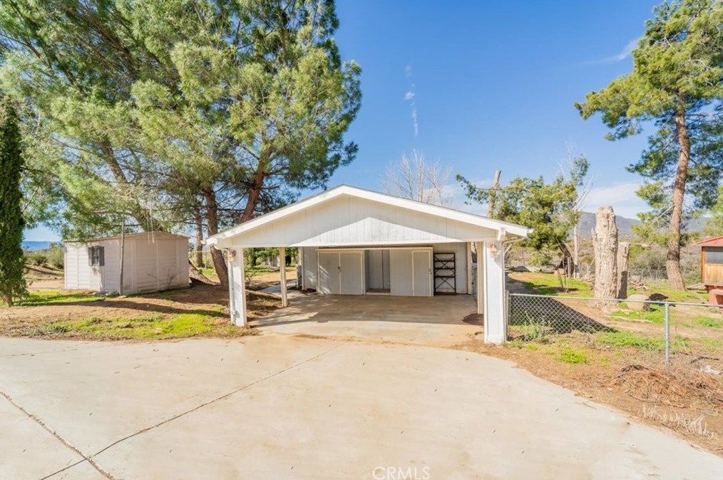 54431 Cave Rock Rd, Anza CA  92539-9150 exterior