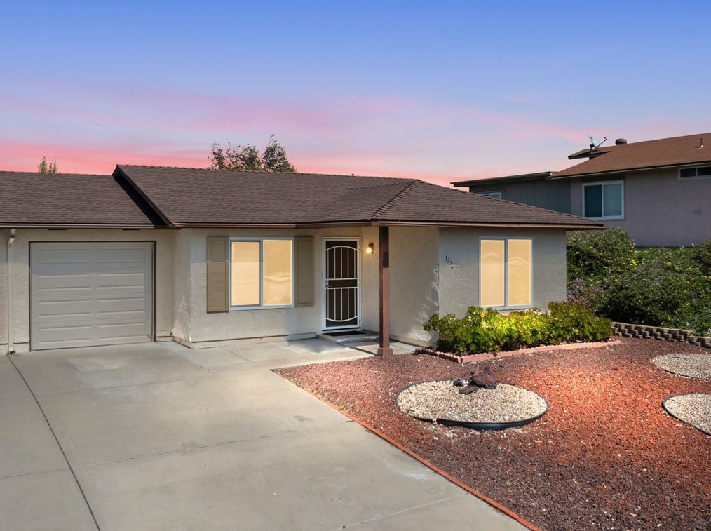 1376 Temple Heights Dr, Oceanside, CA 92056-2211