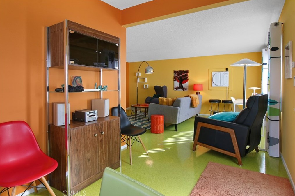 5689 Abronia Ave, Twntynine Plm CA  92277-1315 exterior