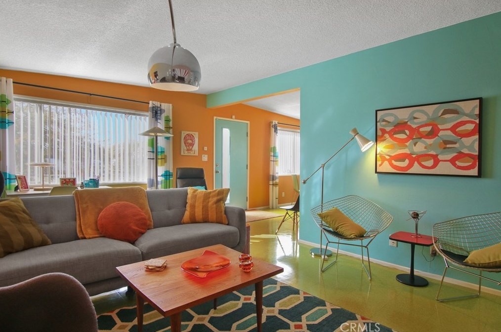 5689 Abronia Ave, Twntynine Plm CA  92277-1315 exterior