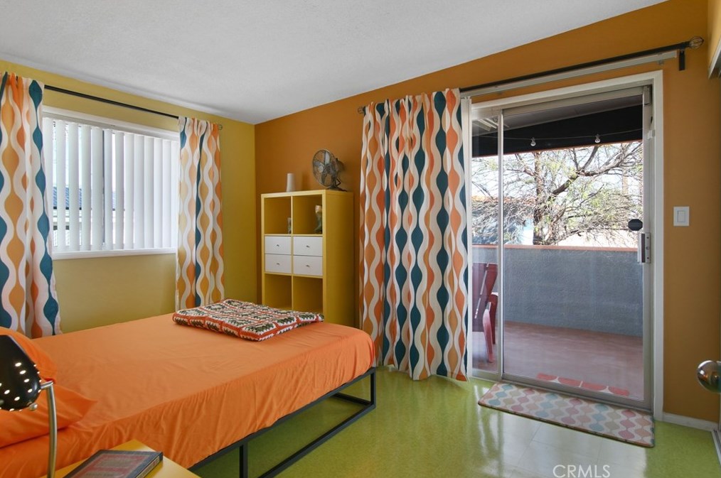5689 Abronia Ave, Twntynine Plm CA  92277-1315 exterior