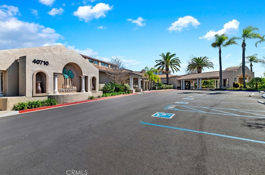 40402 Via Siena, Murrieta CA  92562-3508 exterior