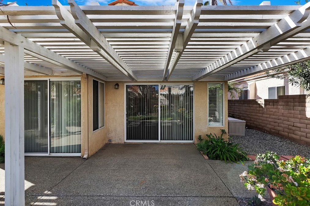 40402 Via Siena, Murrieta CA  92562-3508 exterior