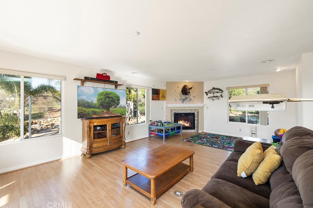 38054 Lost Horizon Dr, Pala CA  92059-1800 exterior