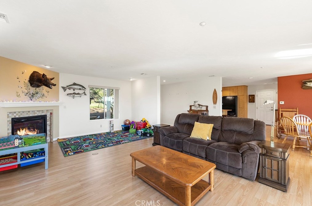 38054 Lost Horizon Dr, Pala CA  92059-1800 exterior