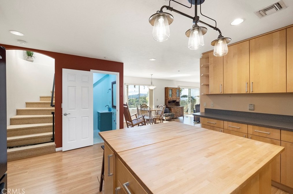 38054 Lost Horizon Dr, Pala CA  92059-1800 exterior