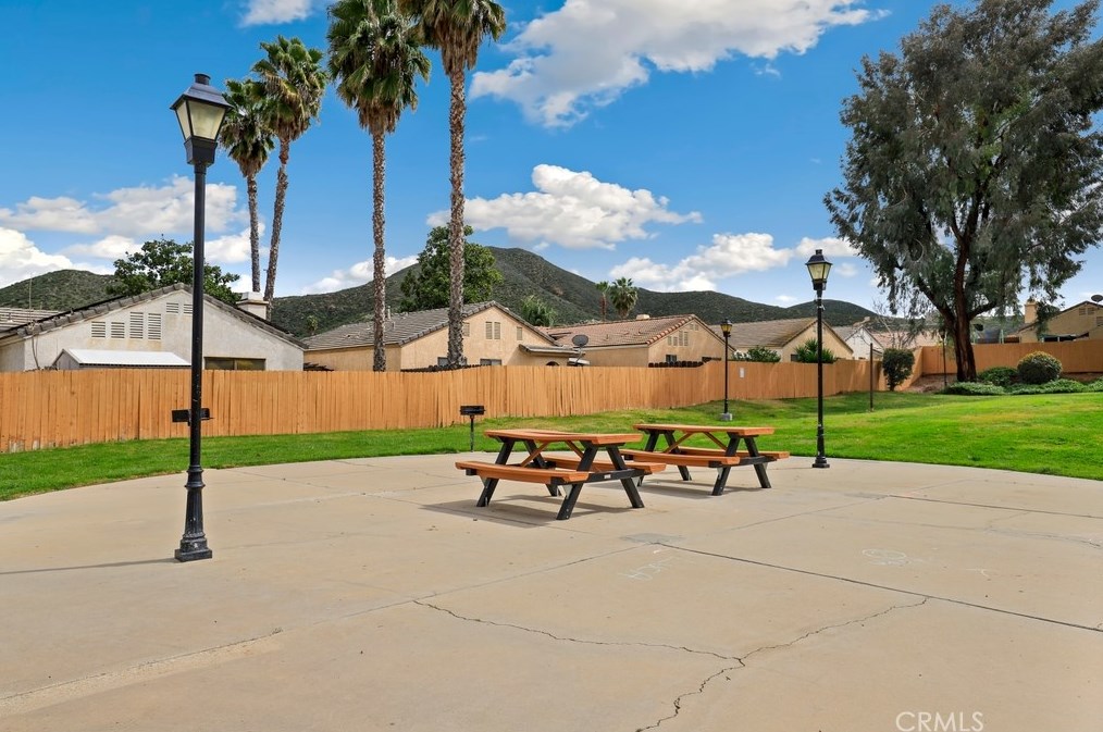 27894 Moonridge Dr, Menifee CA  92585-8936 exterior