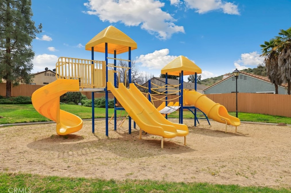 27894 Moonridge Dr, Menifee CA  92585-8936 exterior