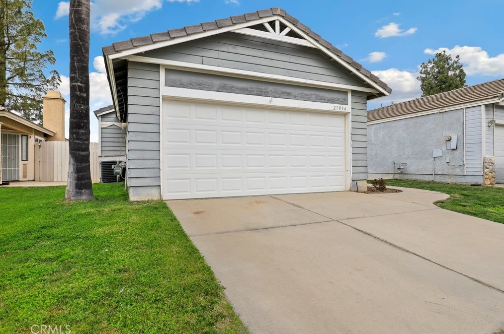 27894 Moonridge Dr, Menifee CA  92585-8936 exterior