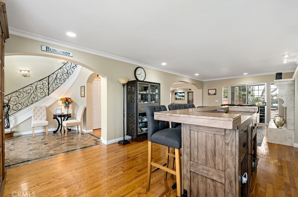 4951 Edwin Pl, San Diego CA  92117-1620 exterior