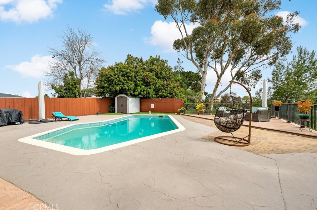 4951 Edwin Pl, San Diego CA  92117-1620 exterior