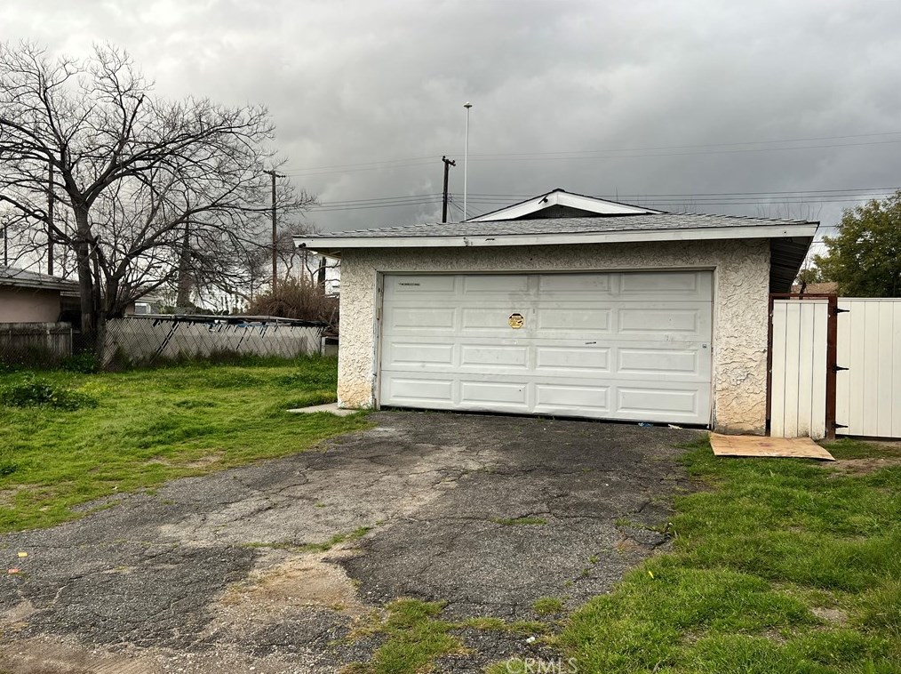1536 Grand St, San Bernardino, CA 92411