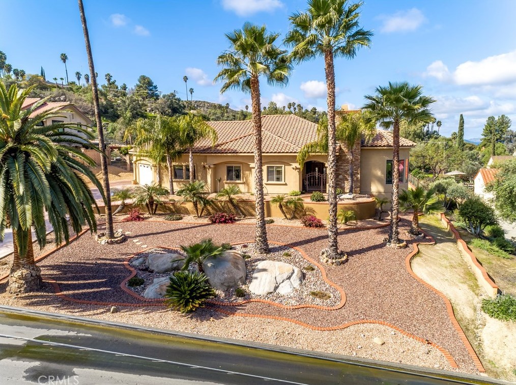 27507 Big Springs Ranch Rd, Hemet, CA 92544-8114