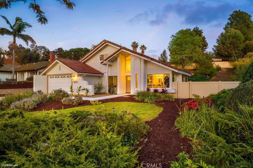7820 Estancia St, Carlsbad, CA 92009
