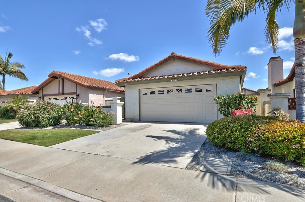 4763 Gardenia St, Oceanside, CA 92057-6143