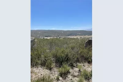 35410 Willow Creek Road, Hemet, CA 92544 - Photo 4