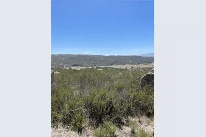 35410 Willow Creek Road, Hemet, CA 92544 - Photo 6