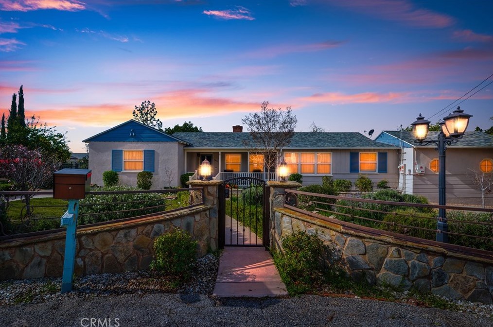 10400 Strong Ave, Whittier, CA 90601