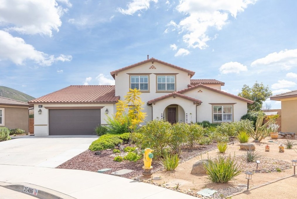 35496 Mahogany Glen Dr, Winchester, CA 92596-8267