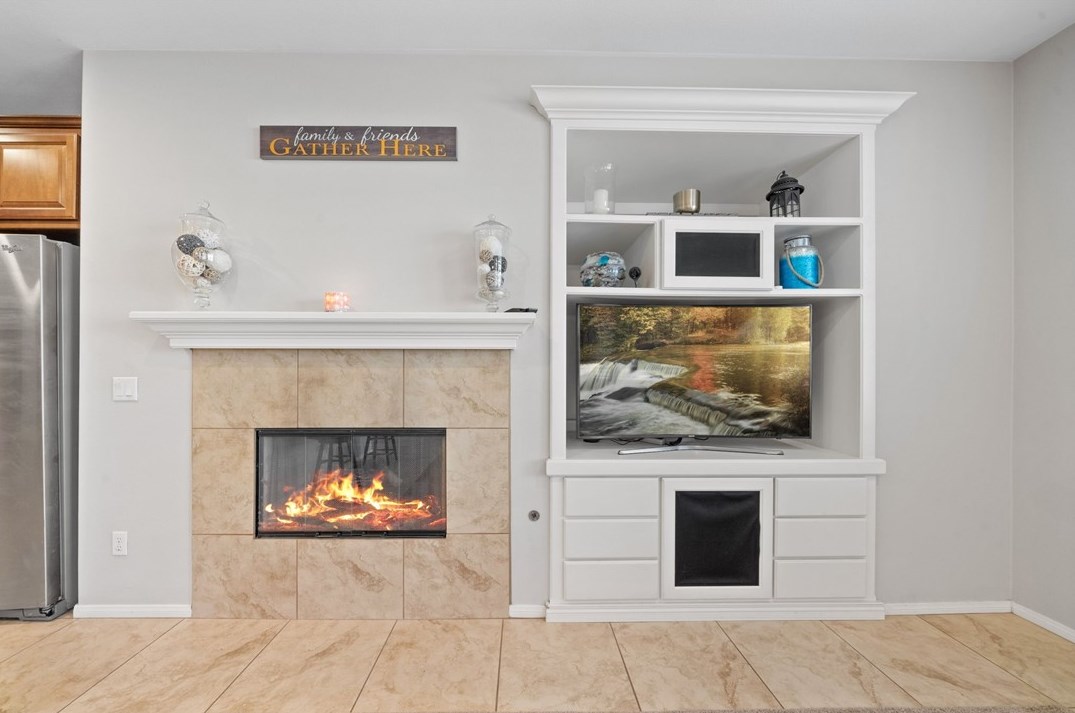 34234 Sweet Acacia Ct, Lake Elsinore CA  92532-2582 exterior