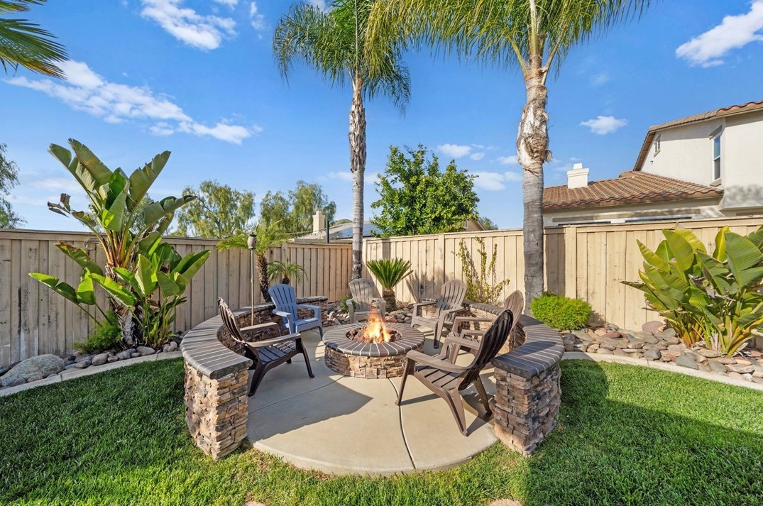34234 Sweet Acacia Ct, Lake Elsinore CA  92532-2582 exterior