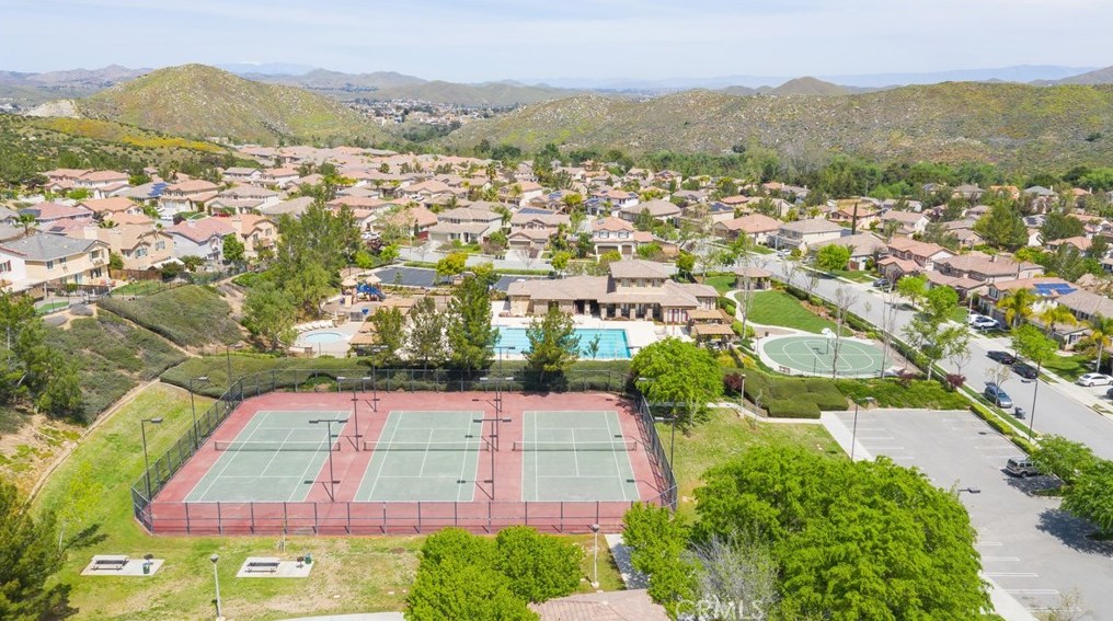 34234 Sweet Acacia Ct, Lake Elsinore CA  92532-2582 exterior