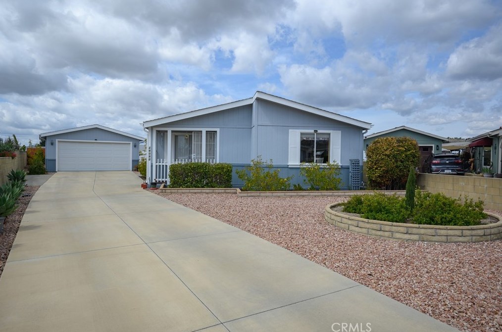 29090 Calle Cisne, Murrieta, CA 92563-6638