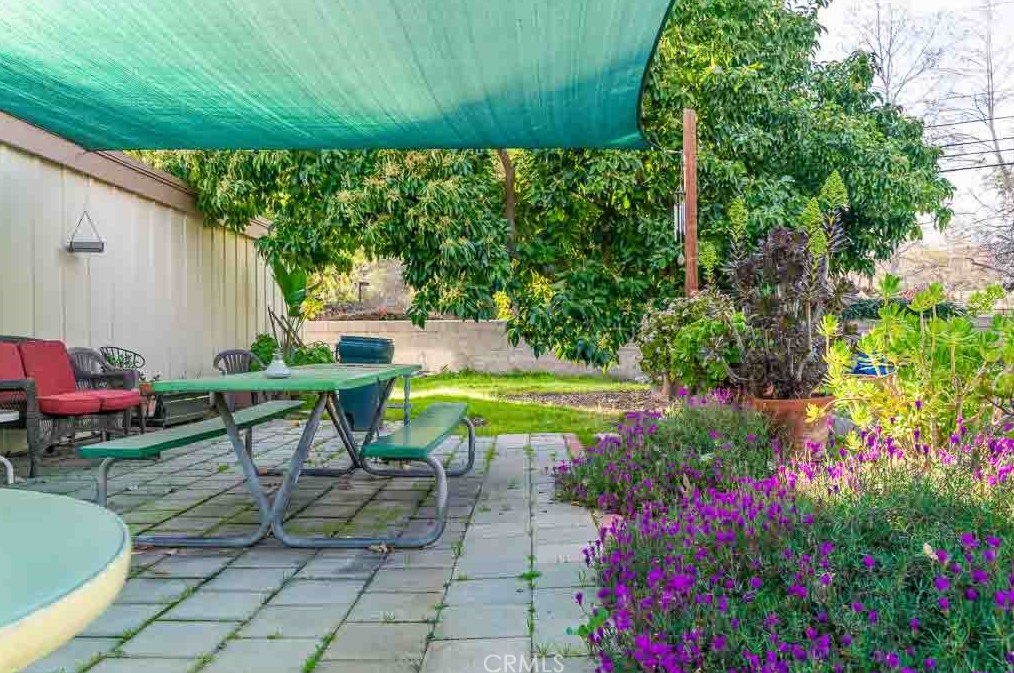 24 Center St, Redlands CA  92373-8102 exterior