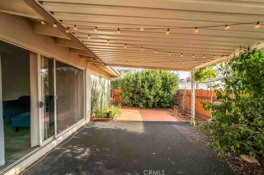 24 Center St, Redlands CA  92373-8102 exterior
