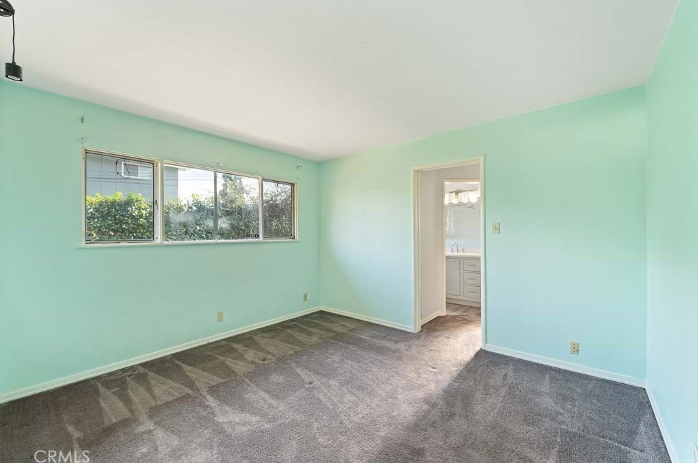 24 Center St, Redlands CA  92373-8102 exterior