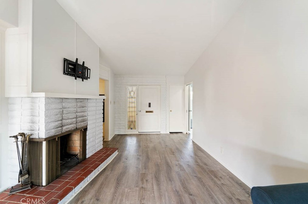 24 Center St, Redlands CA  92373-8102 exterior