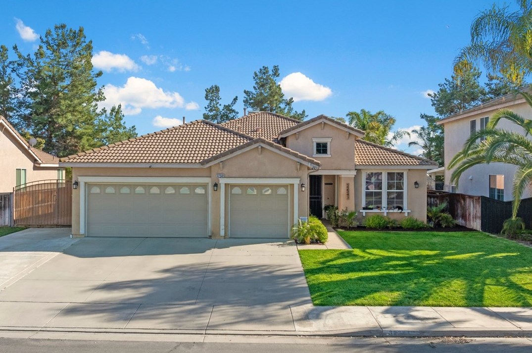 32341 Perigord Rd, Winchester, CA 92596