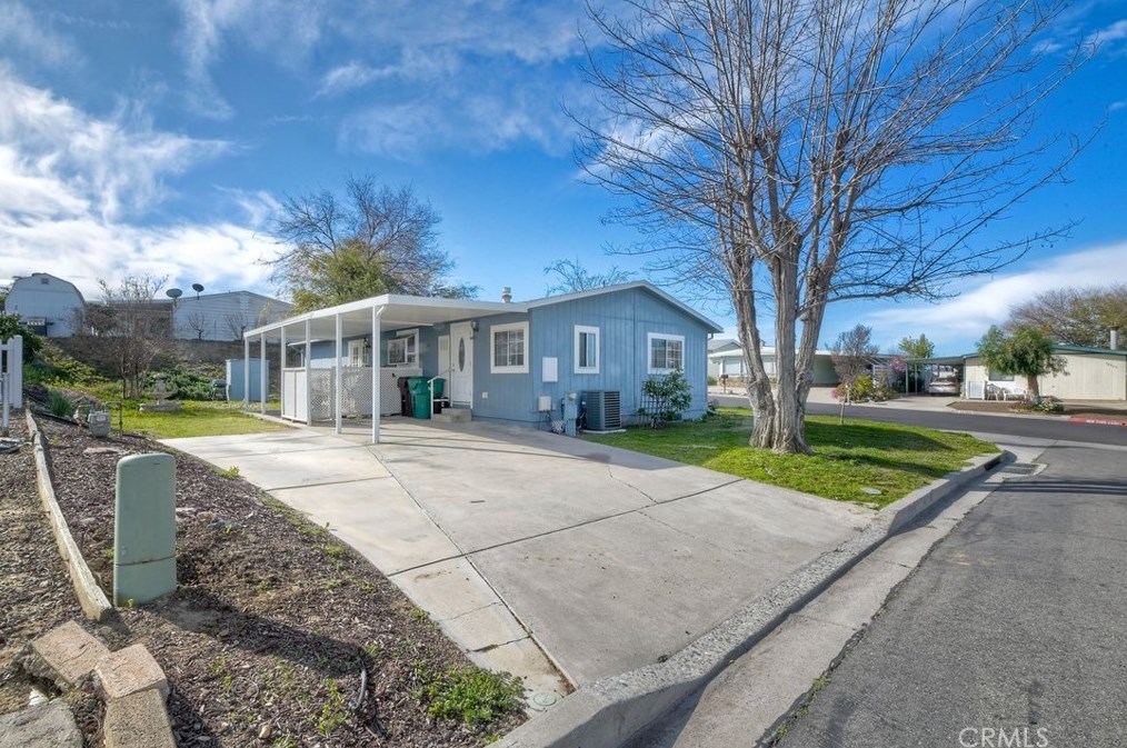 38370 Via La Paloma, Murrieta CA  92563-5610 exterior