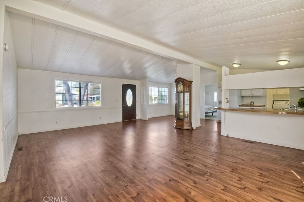 38370 Via La Paloma, Murrieta CA  92563-5610 exterior