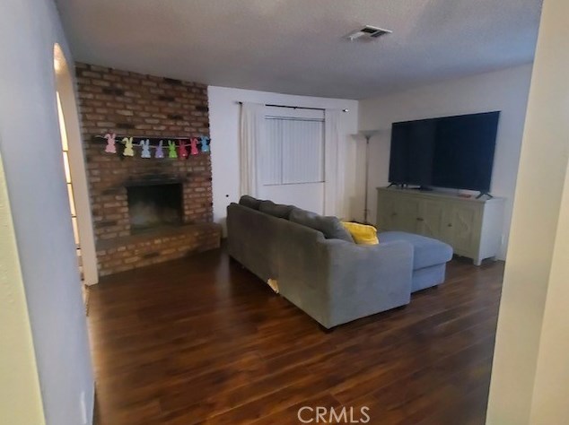 14480 Pawnee Rd, Apple Valley CA  92307-4277 exterior