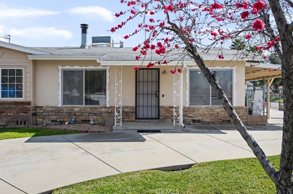 26894 Yale St, Hemet, CA 92544-7318
